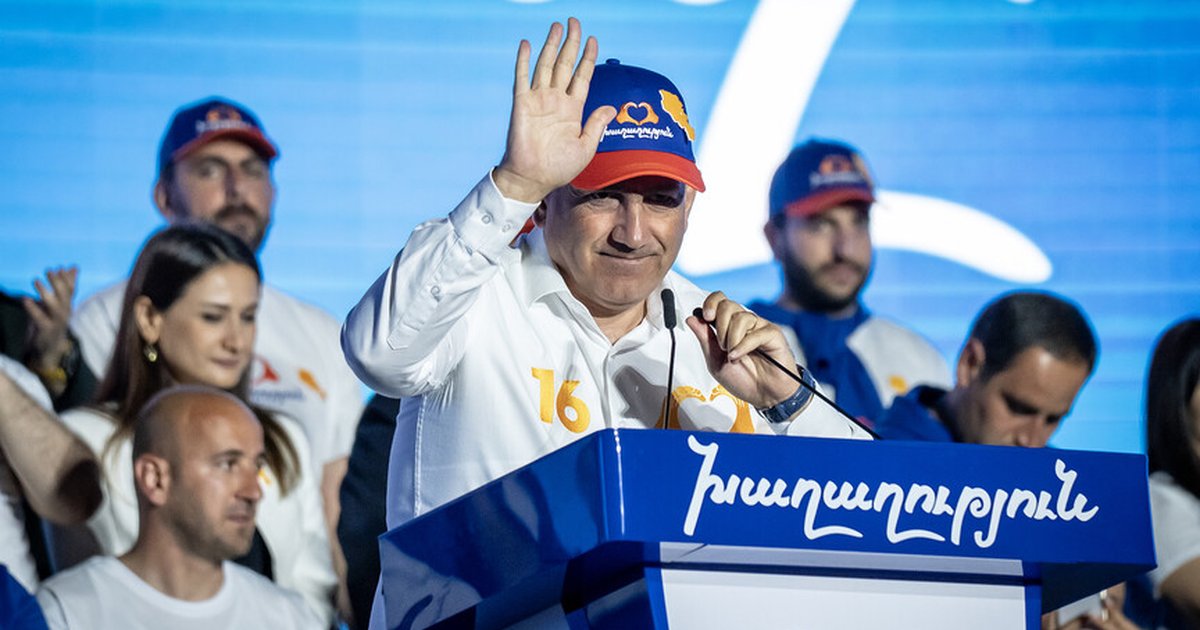 Paşinyan'ın Sivil Sözleşme Partisi Seçimleri Önde Götürüyor