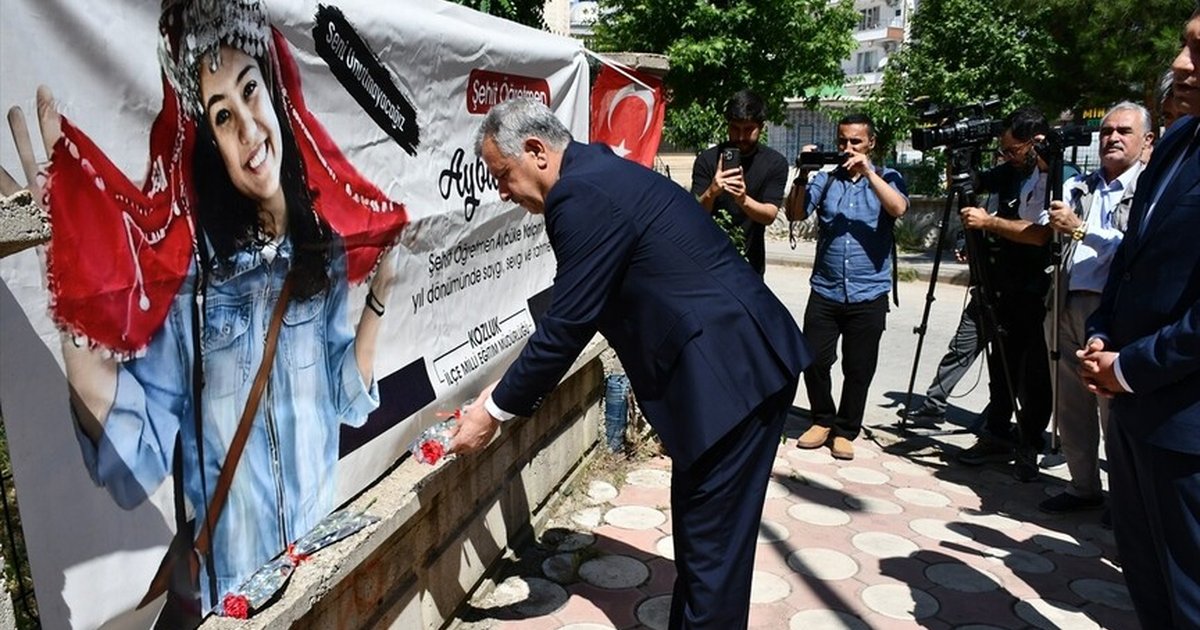 Batman'da şehit olan Aybüke öğretmen ve askerler anıldı