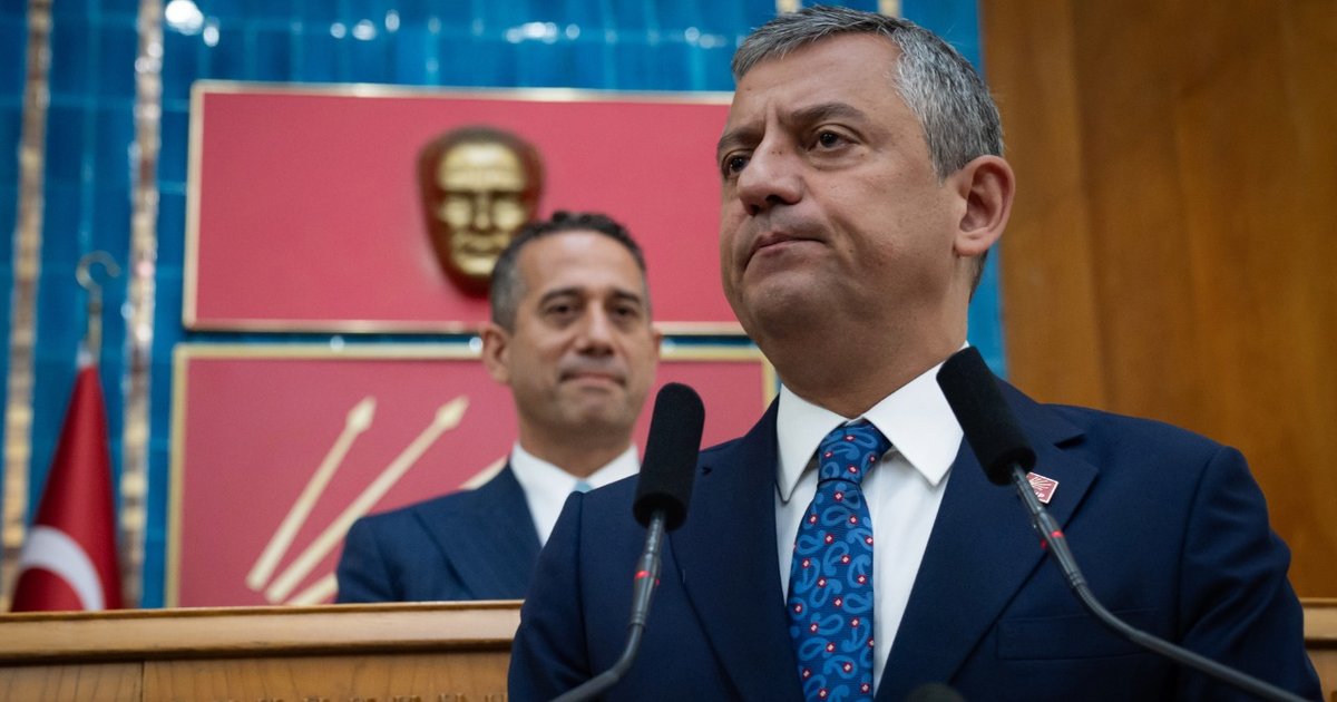 CHP'de İhraç Tartışmaları: Özgür Özel ve Ekibi Mahkemeye Gidiyor