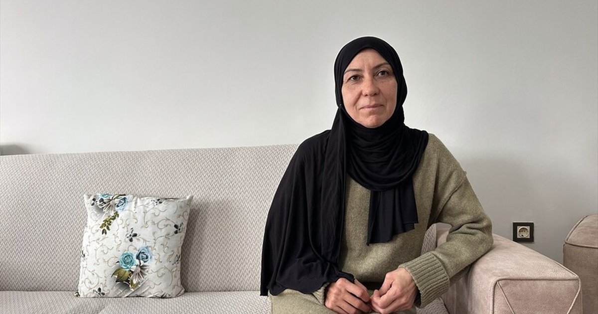 Bakan Kurum, Sinop'ta sosyal konutla ev sahibi olan vatandaşları paylaştı