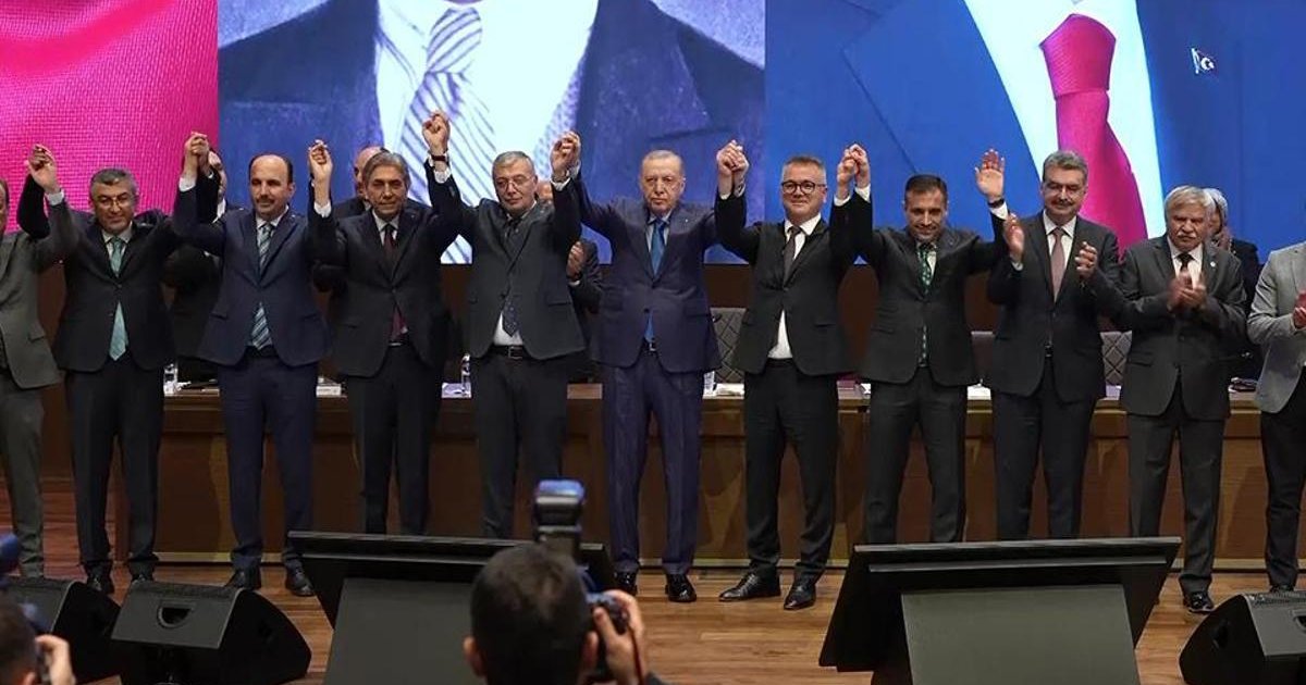 CHP'li 4 başkan AK Parti'ye geçecek mi?