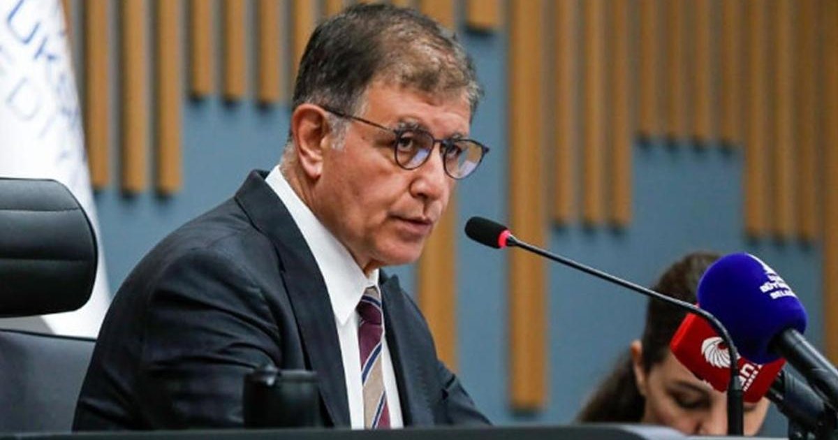 Cemil Tugay CHP'den İstifa Etti