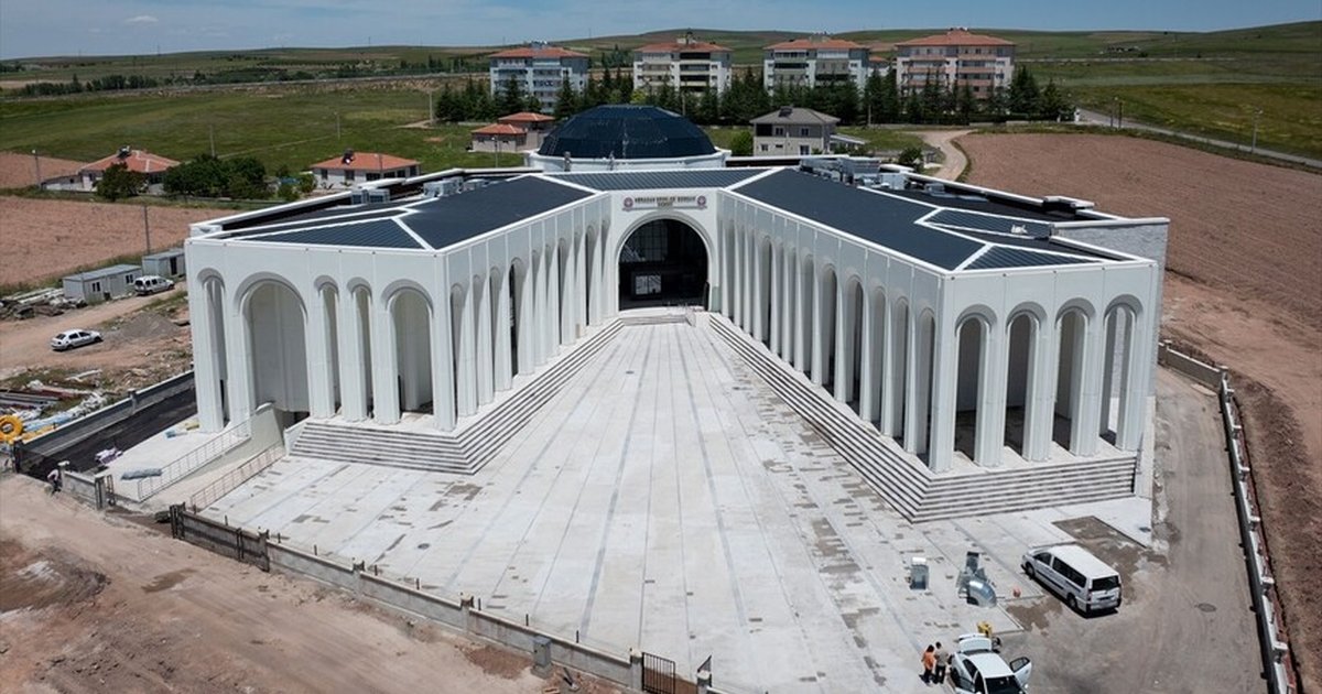 Bahçeli'nin arsasına cemevinde ikinci etap çalışmaları sona erdi
