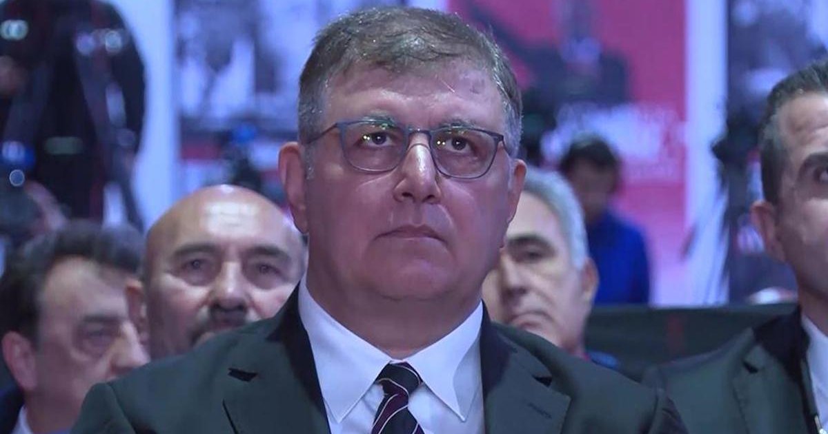 Cemil Tugay'dan Özel'in partisi açıklaması