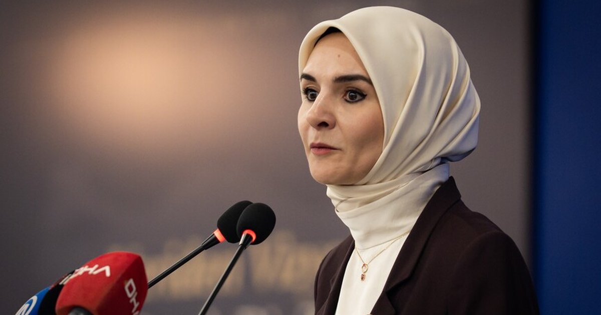Bakan Göktaş: Aileyi değersizleştiren kültüre karşı bilinç oluşturmalıyız