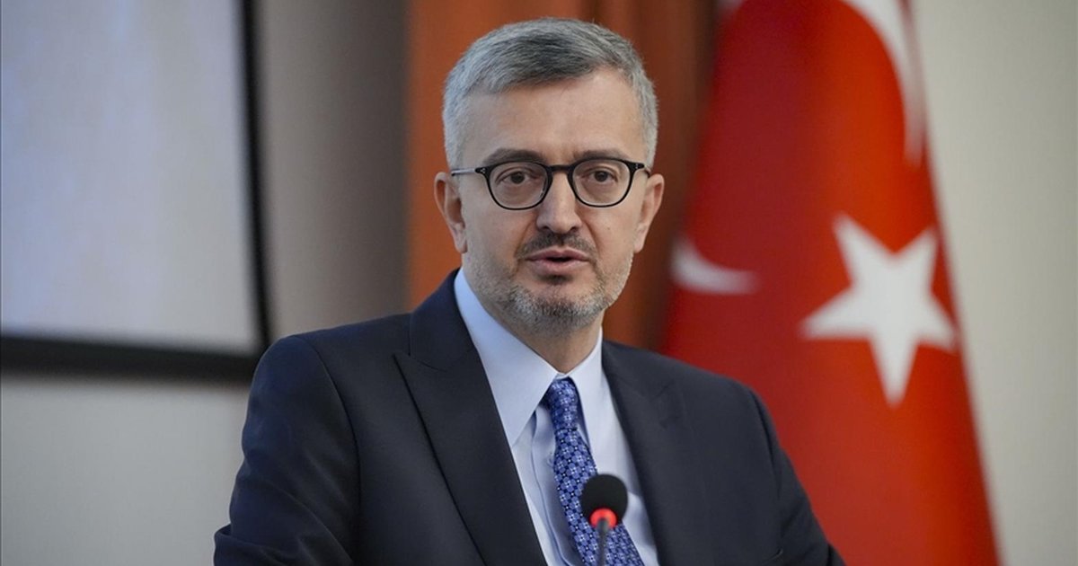 İletişim Başkanı Duran'dan Babalar Günü mesajı