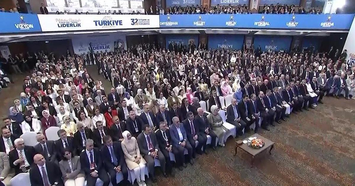 AK Parti Sapanca'da kampa giriyor