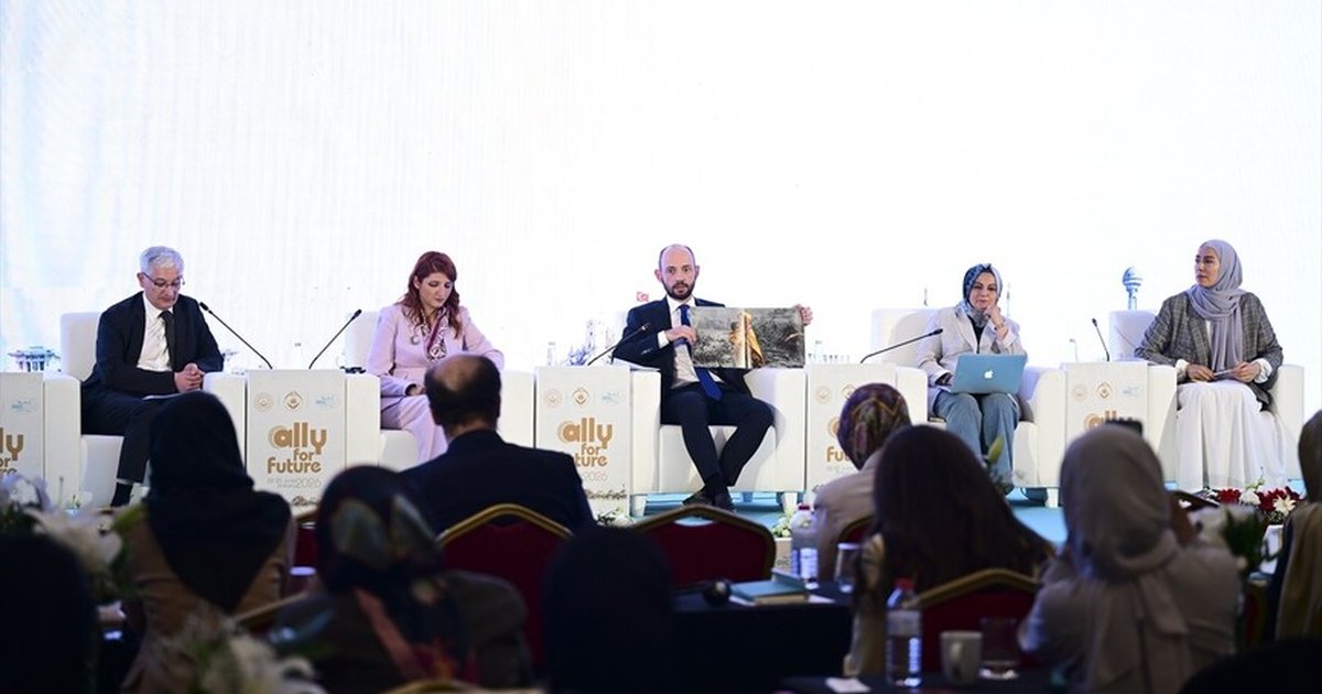 Genç Müslüman Kadınlar Liderlik Programı'nda Gazze ele alındı