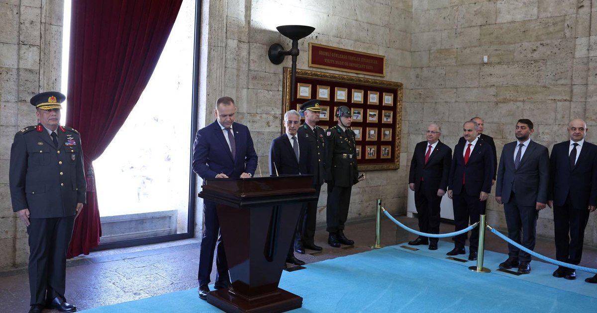 Polonya Cumhurbaşkanı Anıtkabir'i ziyaret etti