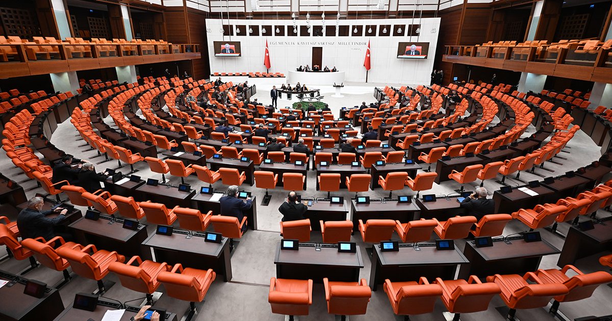Meclis Gündeminde Yoğun Hafta: Sözleşmeli Askerler ve 12. Yargı Paketi
