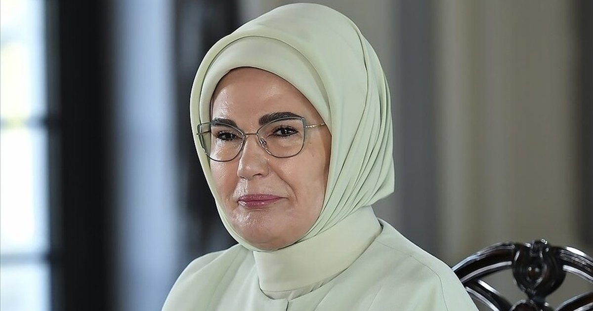 Emine Erdoğan'dan Depozito Yönetim Sistemi'ne destek