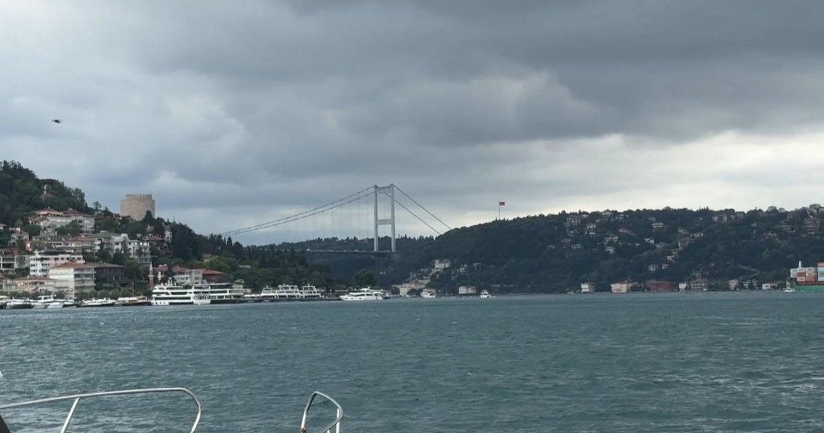 İstanbul'u kara bulutlar kapladı
