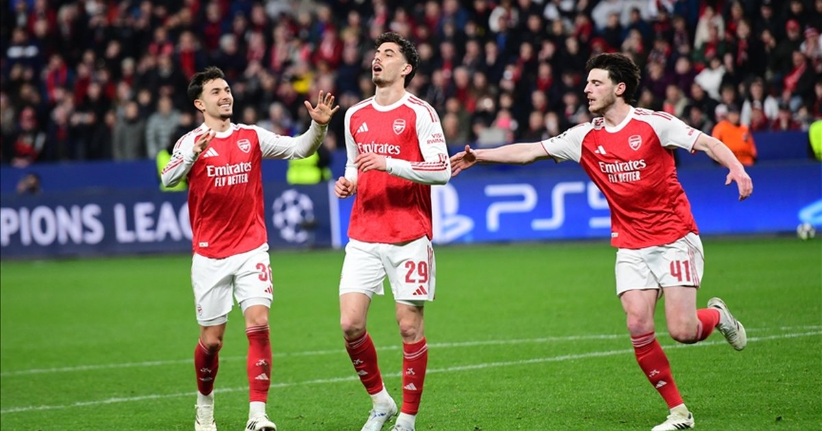 Arsenal Premier Lig'de Zirveye Oyunlarını
