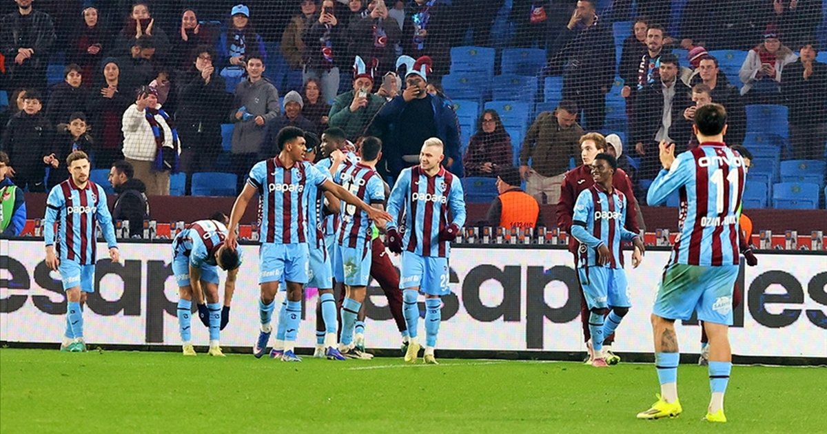 Trabzonspor, 60 puanla 3. sırada