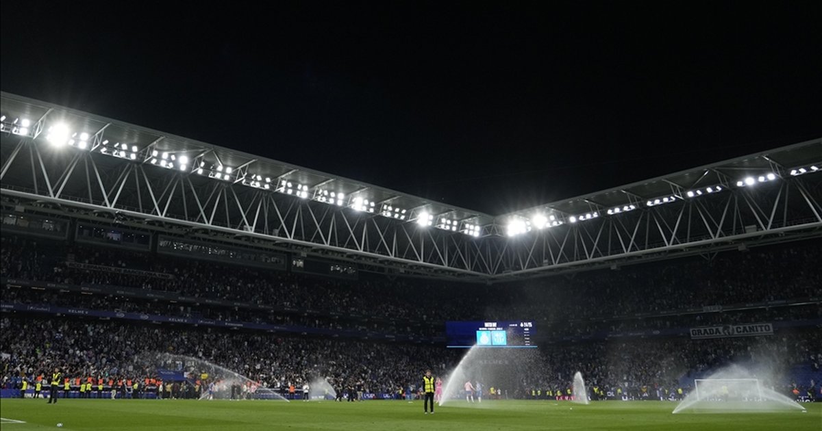 İspanya-Mısır maçında İslamofobik tezahürat