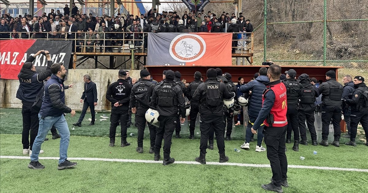 Yüksekovaspor-Fenerbahçe maçında gerginlik