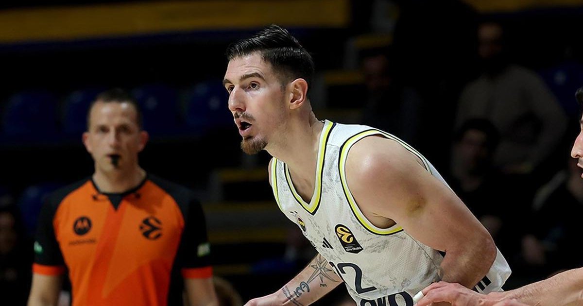 Nando De Colo Kariyerini Noktalıyor
