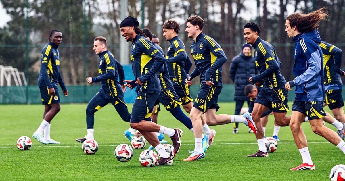 Fenerbahçe'nin Kayserispor maçı kamp kadrosu açıklandı