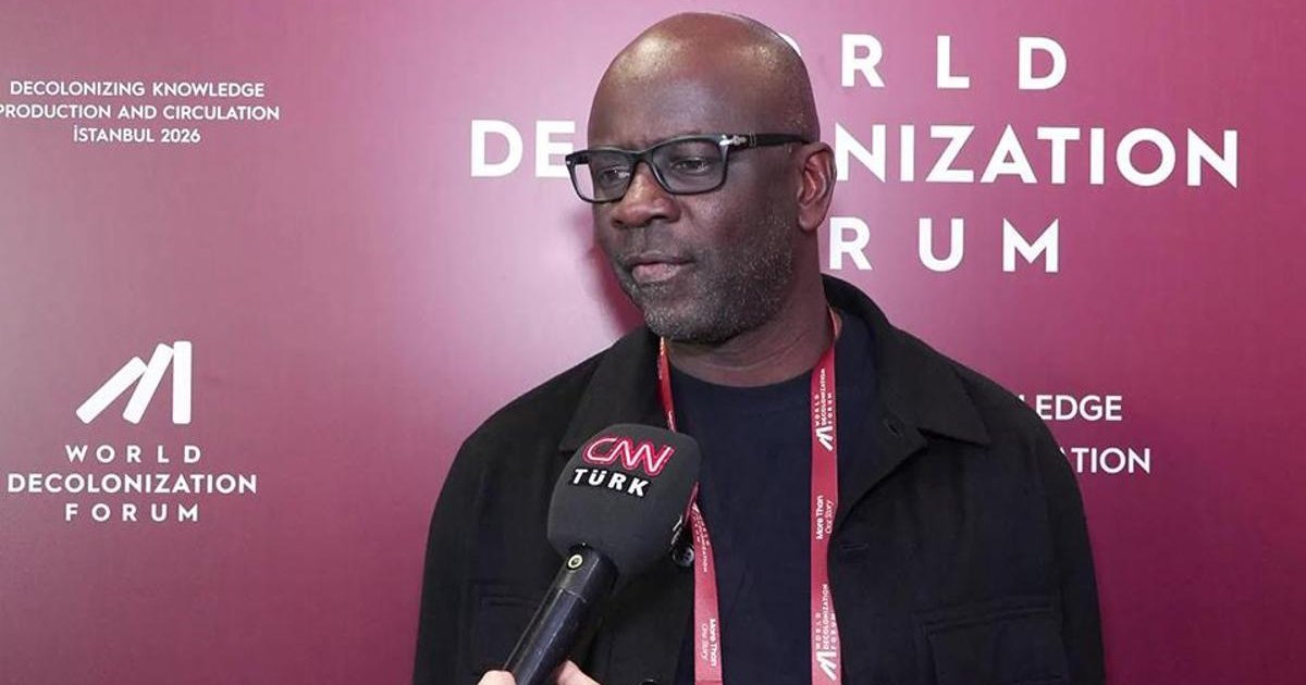Fransız futbol efsanesi Lillian Thuram: Çocuklar öldüğü zaman din ve ten rengi konuşulmamalı