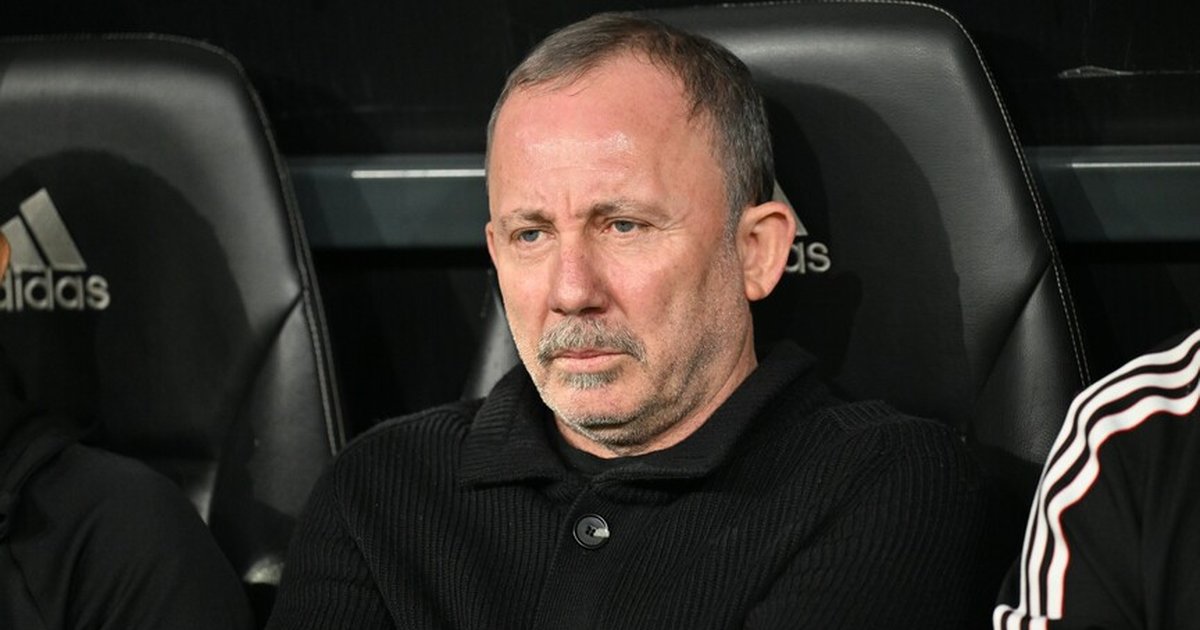 Beşiktaş'ta Sergen Yalçın ile yollar ayrıldı