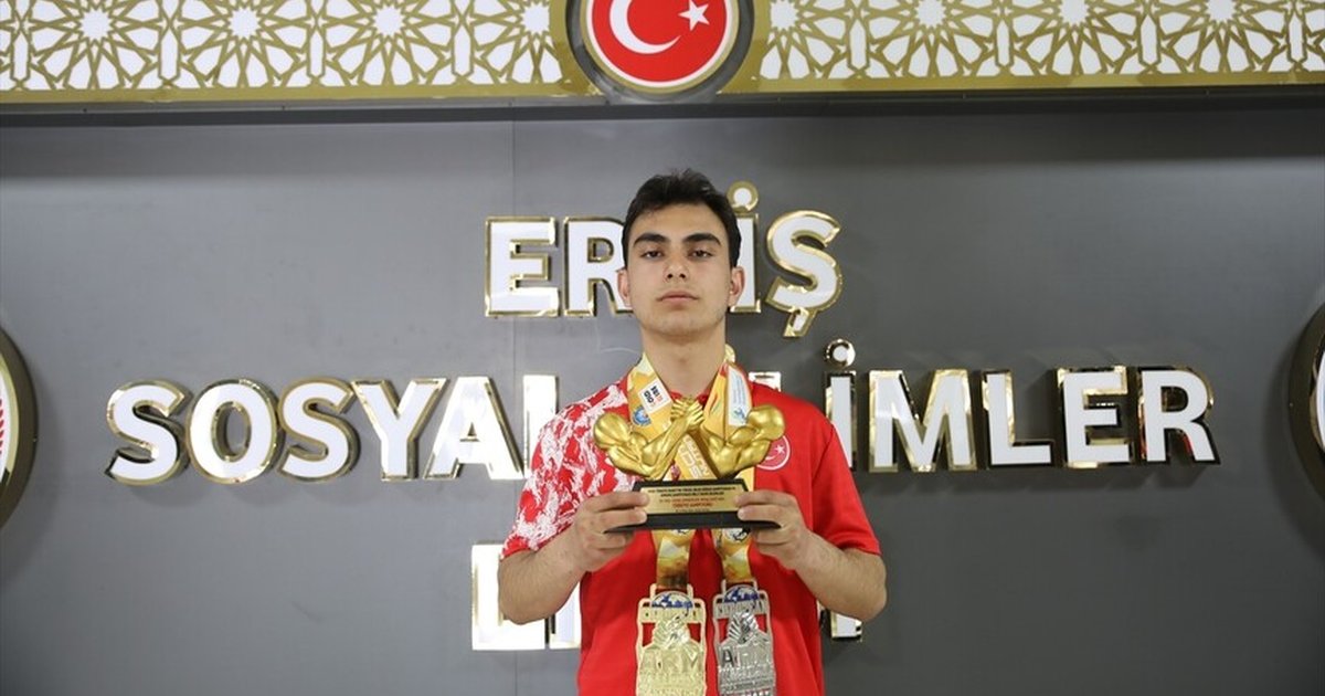 Milli bilek güreşçi Taha'nın hedefi dünya şampiyonluğu