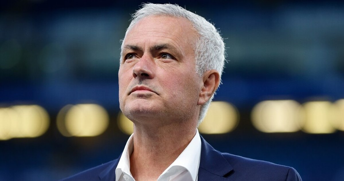 Real Madrid, Jose Mourinho ile 3 yıllık sözleşme imzaladı