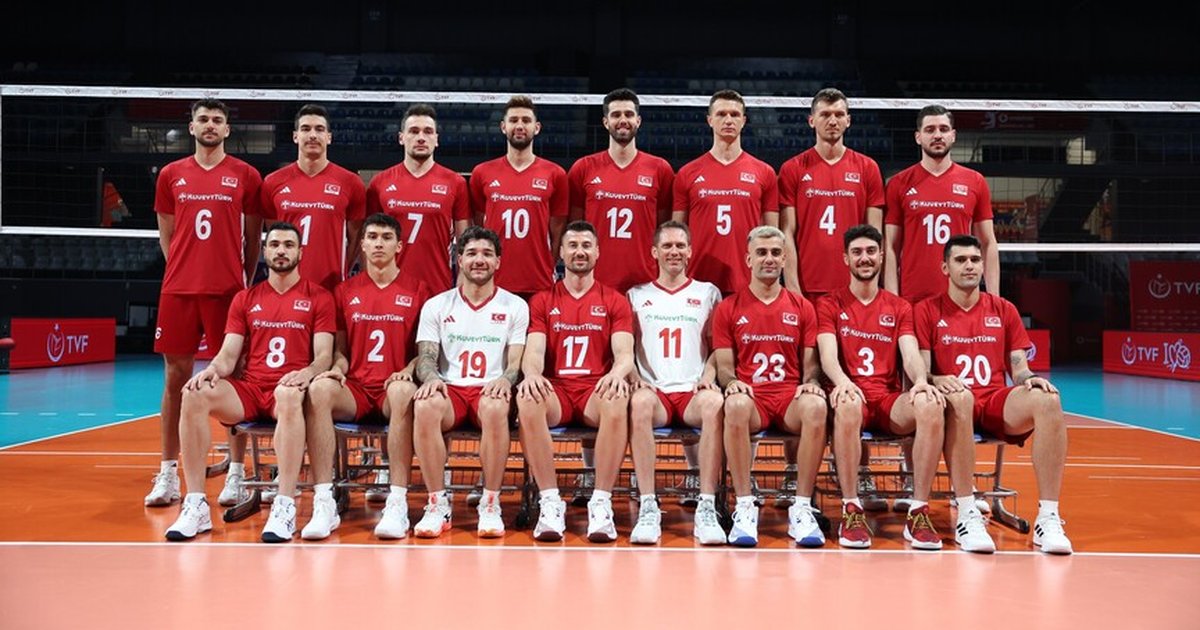 A Milli Erkek Voleybol Takımı Fransa'yı 3-0 yendi