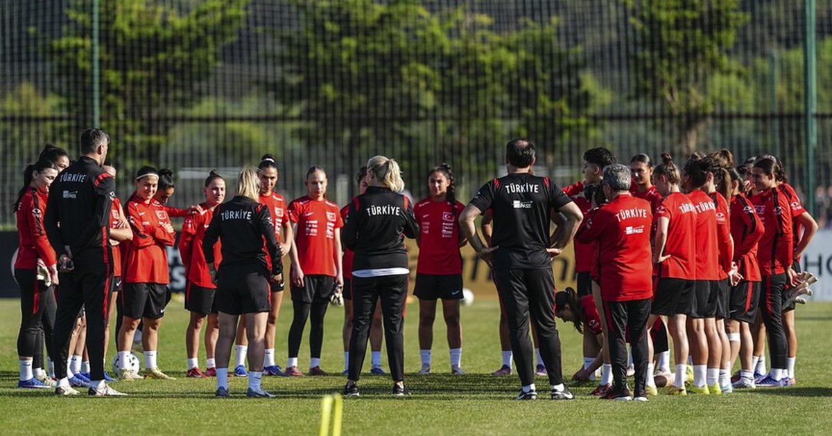 A Milli Kadın Futbol Takımı play-off rakipleri yarın belli olur
