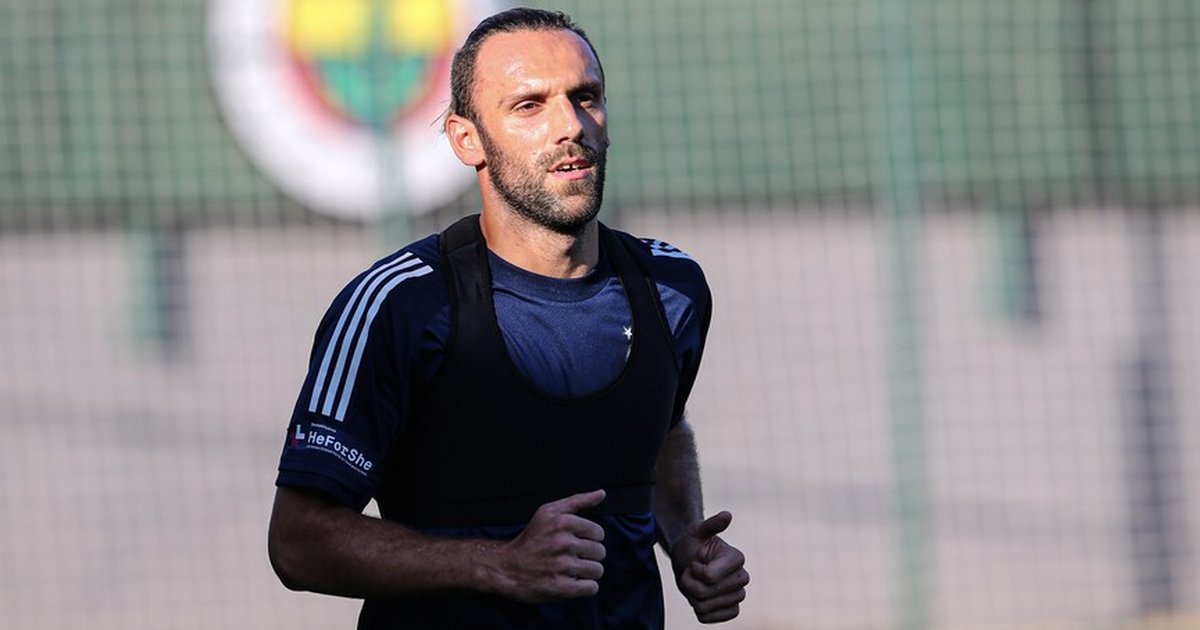 Vedat Muric Fenerbahçe için İstanbul'a geliyor