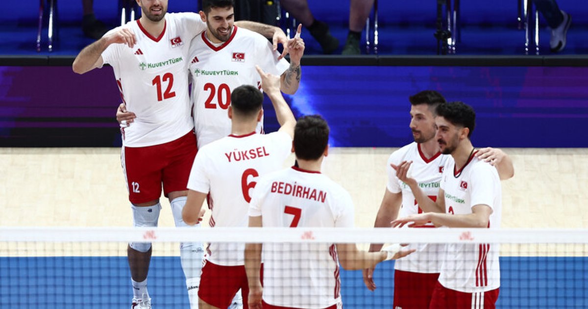 A Milli Erkek Voleybol Takımı Arjantin'i 3-2 mağlup etti