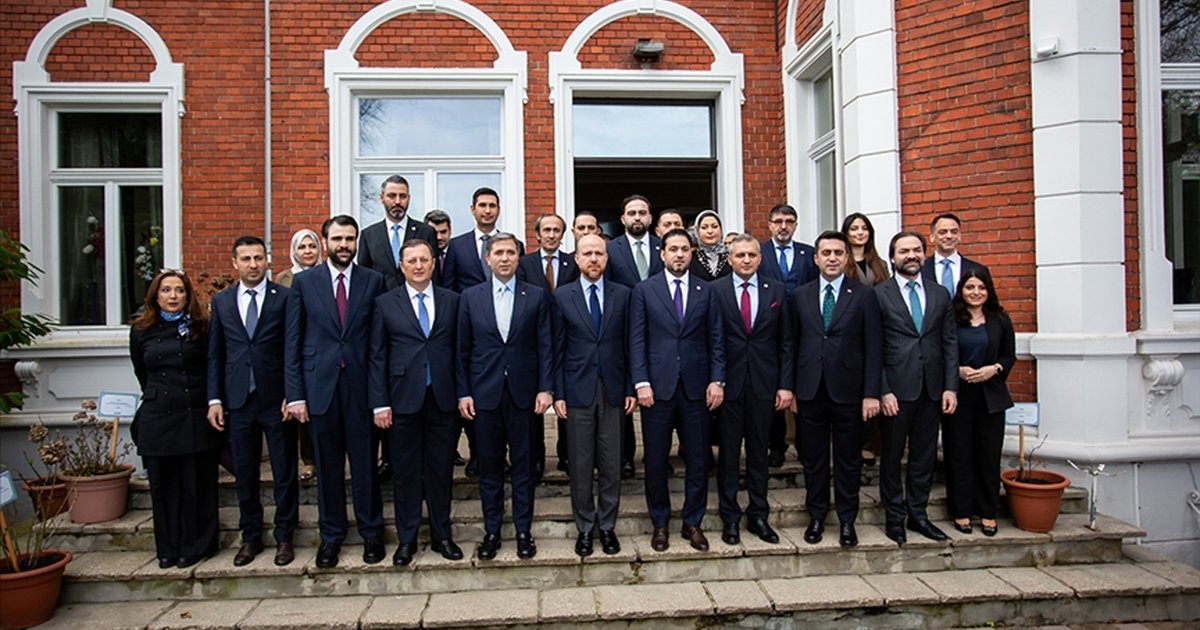 Bilal Erdoğan Köln'deki Türk derneklerini ziyaret etti