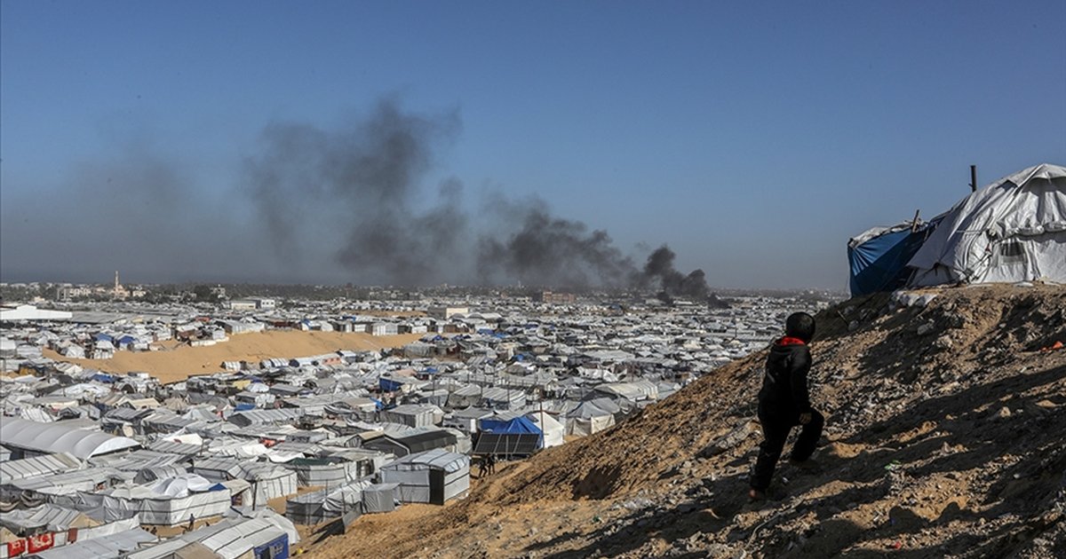 İsrail Gazze'de ateşkesi ihlal etti: 1 Filistinli öldü