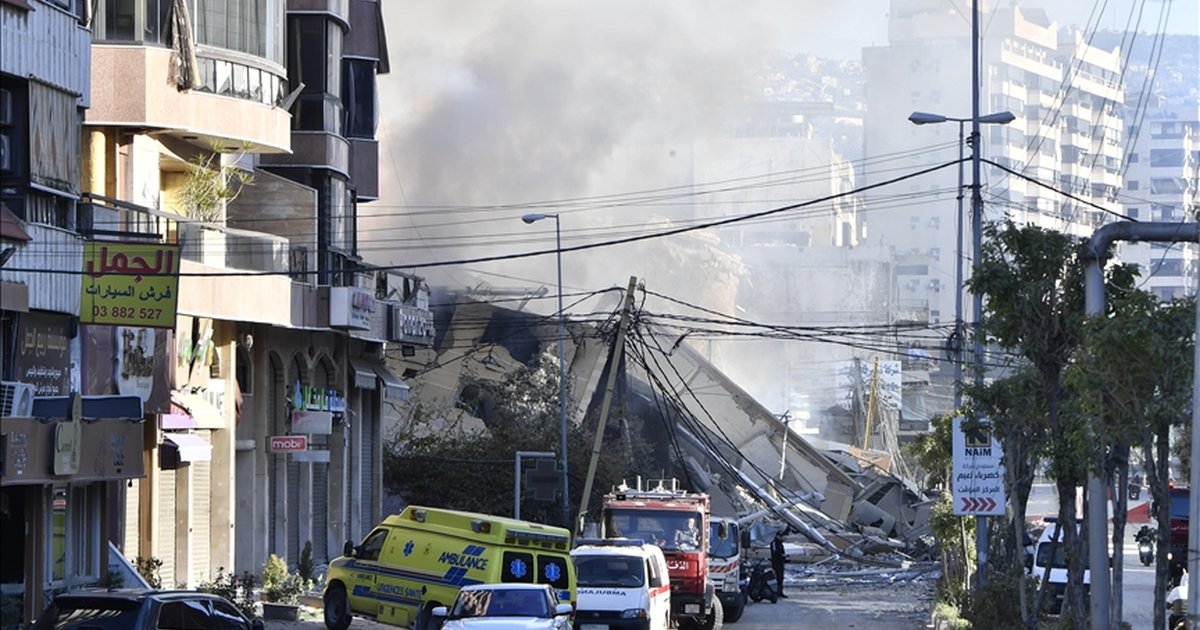 İsrail saldırıları Lübnan'da 700 bin kişiyi yerinden etti