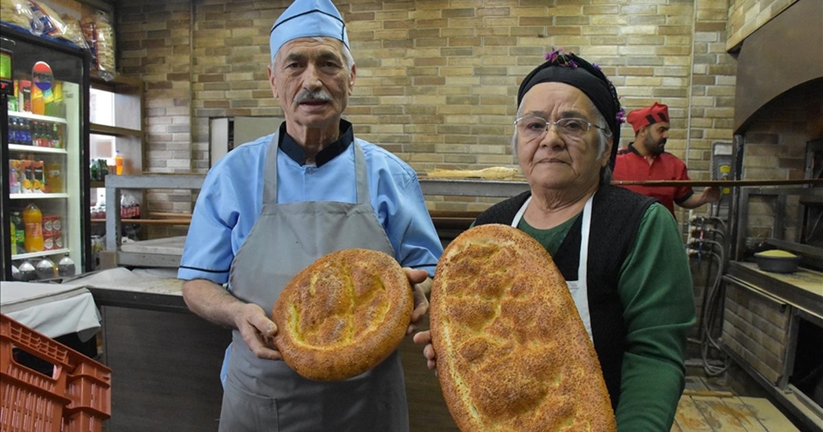 Ordulu Gümüş çiftinin ramazan pideleri 51 yıldır sofralarda