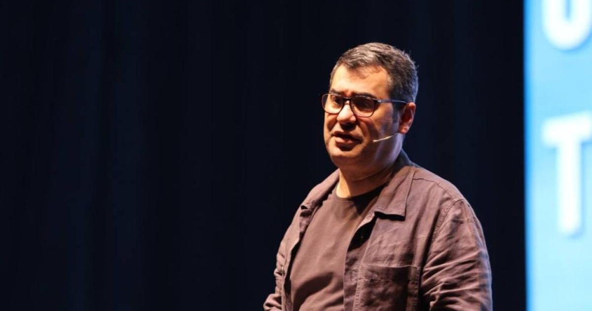 Enver Aysever'e 10 ay hapis cezası verildi