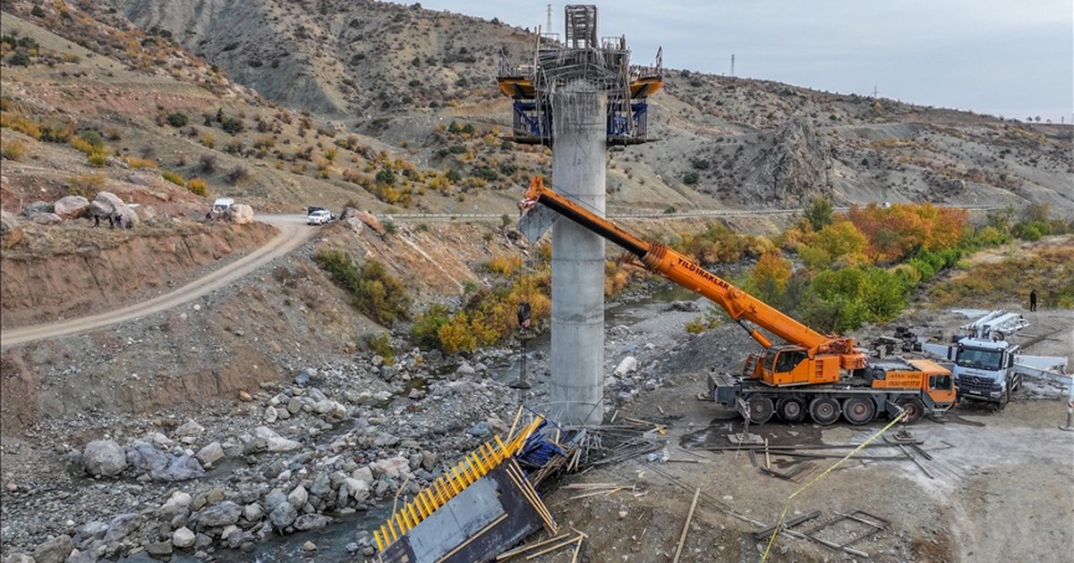 Diyarbakır'da 4 işçinin öldüğü kazaya ilişkin dava