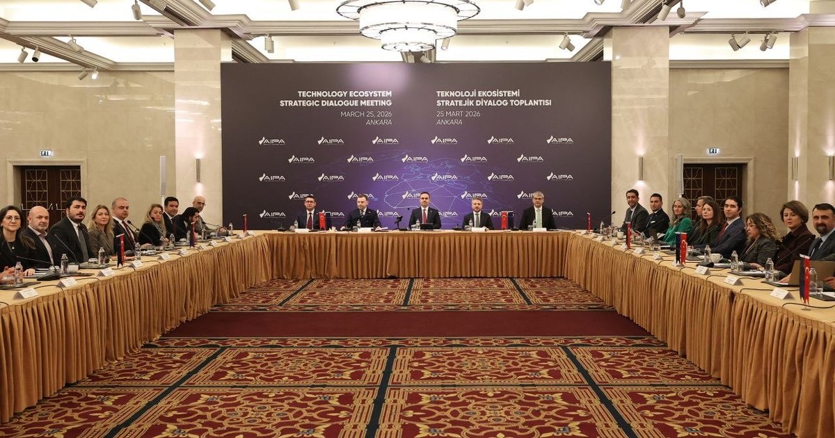 Bakan Kacır: 2030 Yapay Zeka Stratejisi Çalışmaları