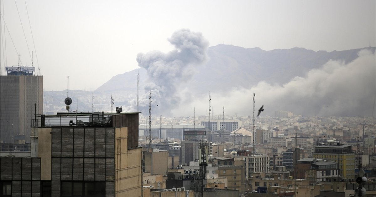 İsrail, İran'da 40'tan fazla silah tesisini hedef aldı