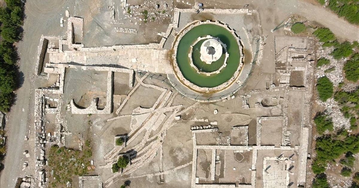 Kibyra Antik Kenti'nde Medusa mozaiği ziyarete açıldı