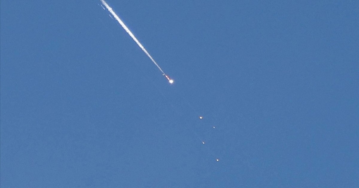 Hizbullah İsrail askeri gemisini hedef aldı