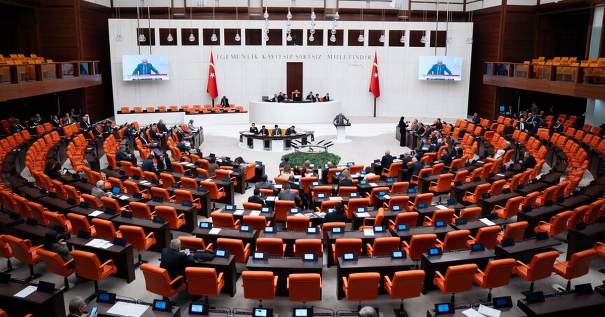 TBMM Genel Kurulu'nda sosyal medya düzenlemeleri kabul edildi