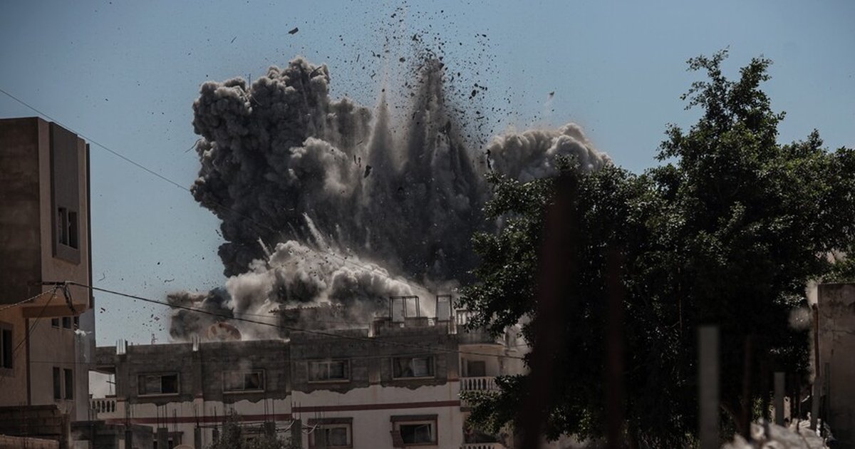 İsrail ordusu Gazze'de sivillerin evlerini bombaladı
