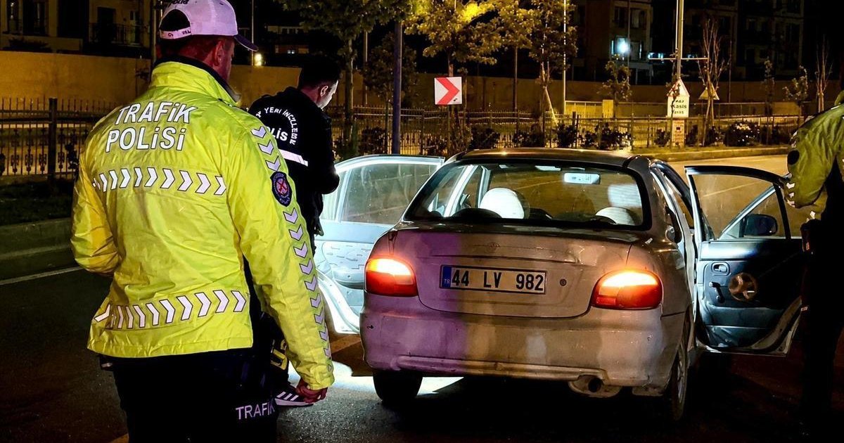 Malatya'da 2 otomobilin çarpması sonucu yaya öldü