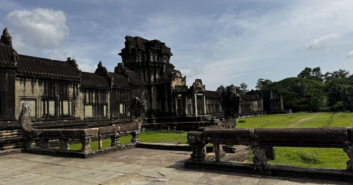 Angkor Wat Tapınaklar Kompleksi Kamboçya'nın turizm gözdesi