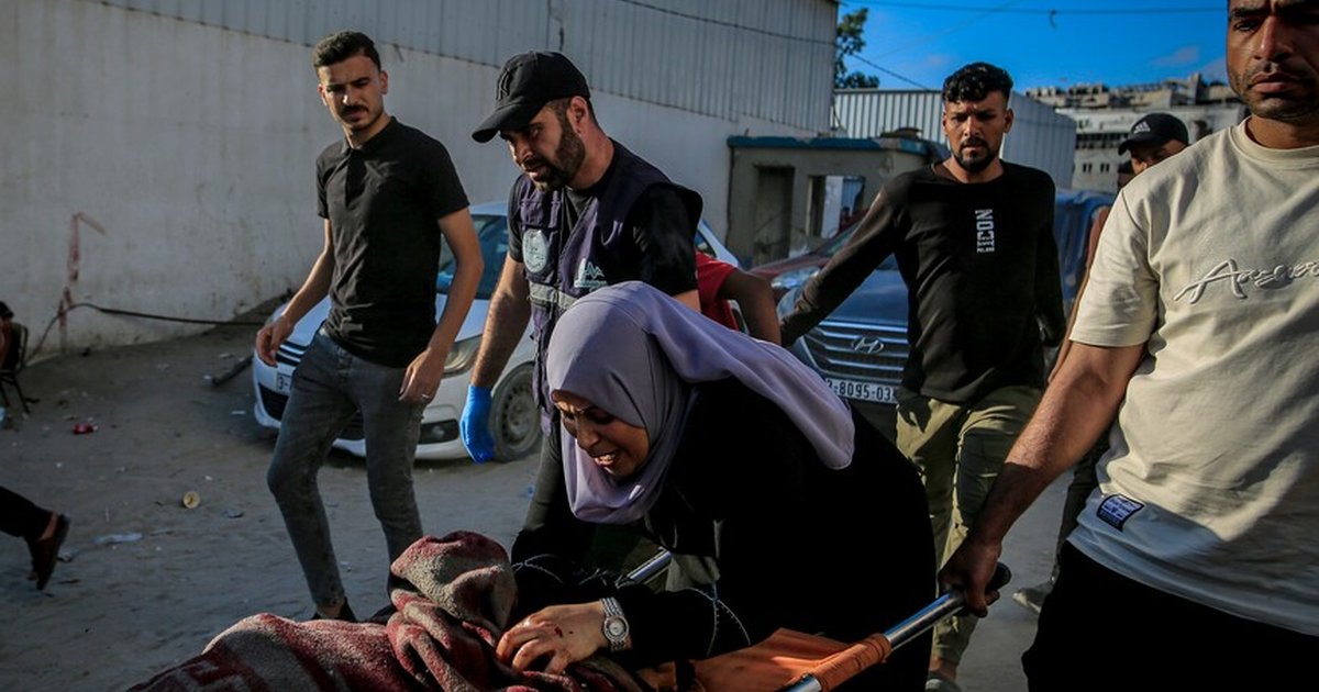 İsrail Gazze'de ateşkesi ihlal etti: 2 Filistinli yaralandı