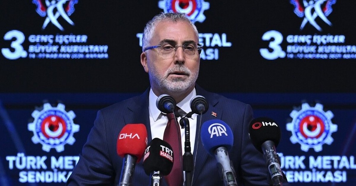 Bakan Işıkhan: Dijital bağımlılık ciddi bir tehdittir