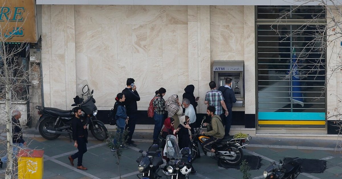 İran'da bankacılık sistemlerinde siber saldırı aksaklığı