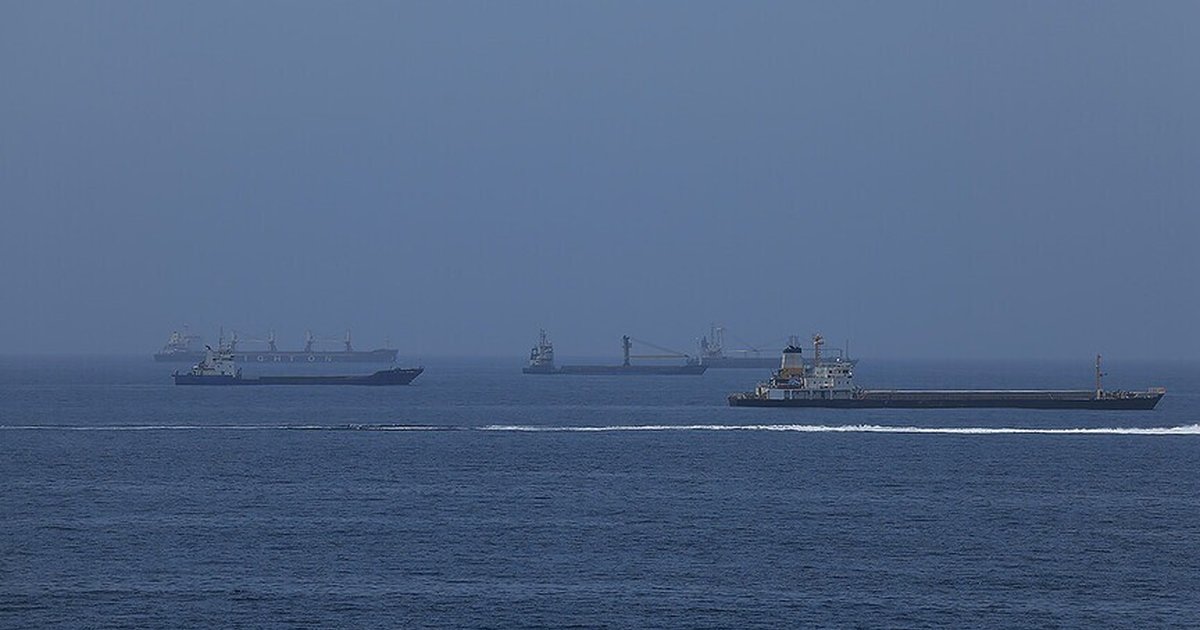 IMO: Körfez'deki tahliyede 2 bin 500 denizci kurtarıldı